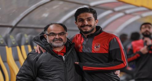 أيمن أشرف يدعم طبيب الأهلي